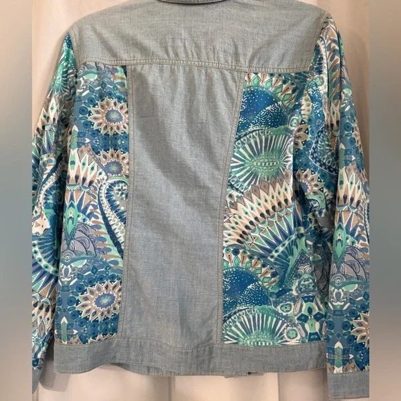 Chico’s Patchwork Denim Jacket Blue Boho Print Cotton Size Medium (1) - Picture 8 of 10